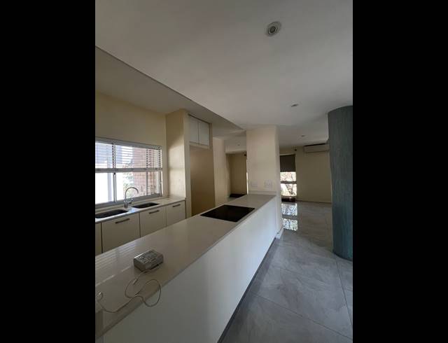 2 BEDROOM APARTMENT TO LET IN ESSENWOOD